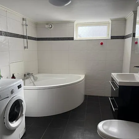 דירה Nice Apartment *